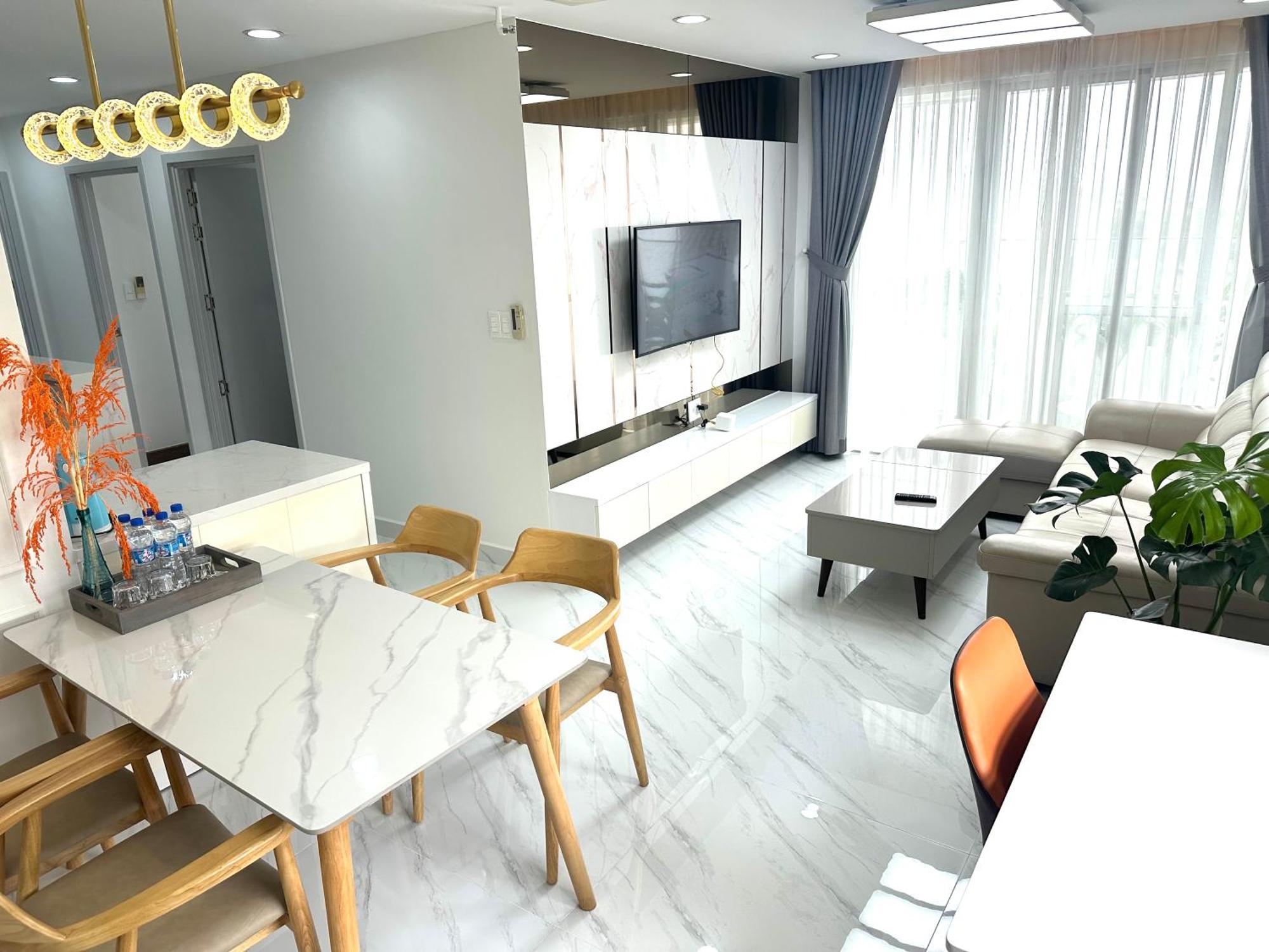 Three Bedrooms In Scenic Valley 2